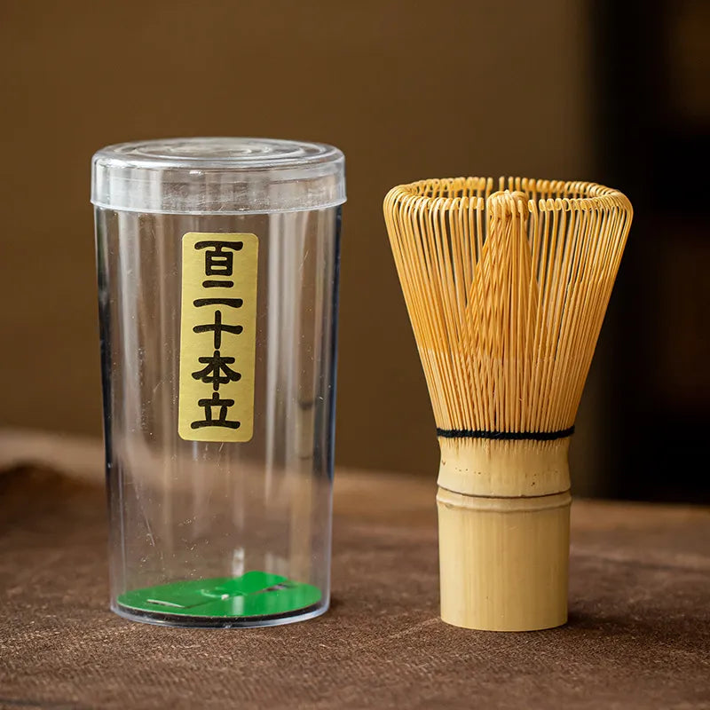 Bamboo Chasen (Japanese Tea Whisk) with Clear Plastic Storage Case, 120 - Prong Design for Matcha Preparation 。